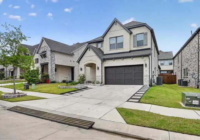 Photo 2 of Single family home for sale at 2512 Four Roses Dr, The Colony, TX 75056 | MLS# 21241391 | Listing updated on 2026-09-16