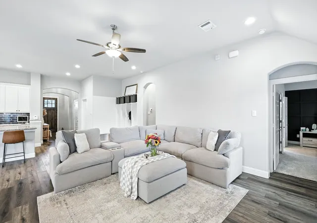 Photo 4 of Sale Pending at 705 Chaparral Rd, Sanger, TX 76266 | MLS# 21243169 | Listing updated on 2026-08-20