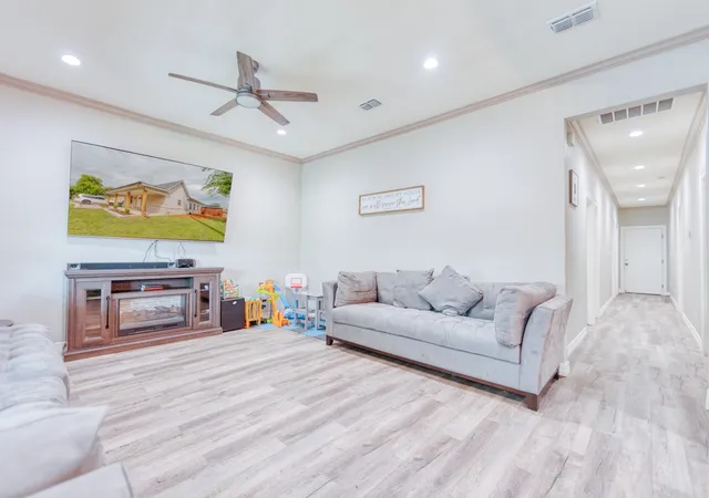 Photo 2 of Single family home for sale at 113 Smith, Tioga, TX 76271 | MLS# 21239937 | Listing updated on 2026-10-05