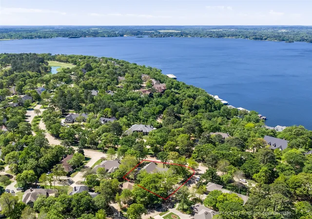 Homes for sale in Bullard, TX | 102 Dogwood Lakes Cir, Bullard, TX 75757 | MLS# 21243070