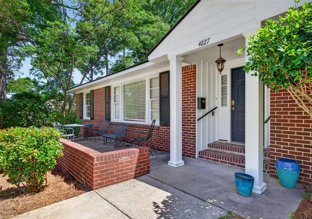 Photo 4 of Single family home for sale at 4827 Gilbert Dr, Shreveport, LA 71106 | MLS# 21241537 | Listing updated on 2026-07-06