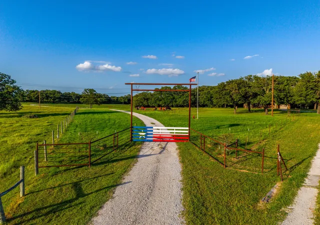 Land for sale at 141 County Road 4793, Boyd, TX 76023 | MLS# 21242587