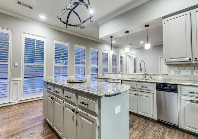 Photo 4 of Single family home for sale at 2009 Misty Haven Ln, Plano, TX 75093 | MLS# 21239828 | Listing updated on 2026-08-30