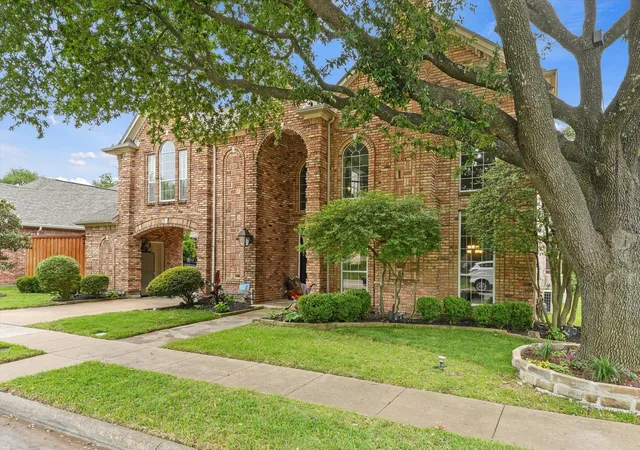 Photo 1 of Single family home for sale at 626 Creekbend Dr, Mesquite, TX 75149 | MLS# 21231601 | Listing updated on 2026-08-08