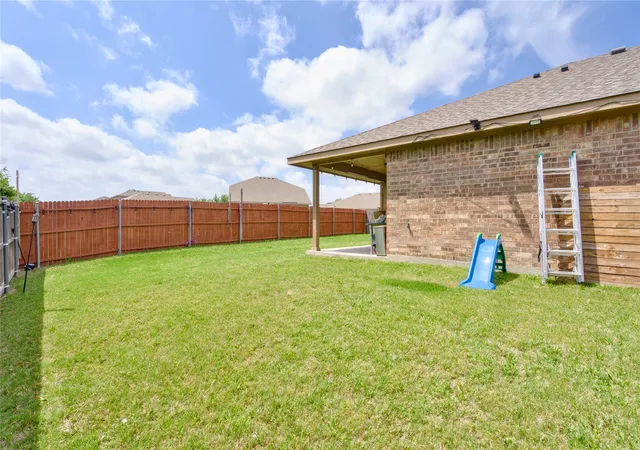 Homes for sale in Fort Worth, TX | 1101 Northampton St, Fort Worth, TX 76134 | MLS# 21242991