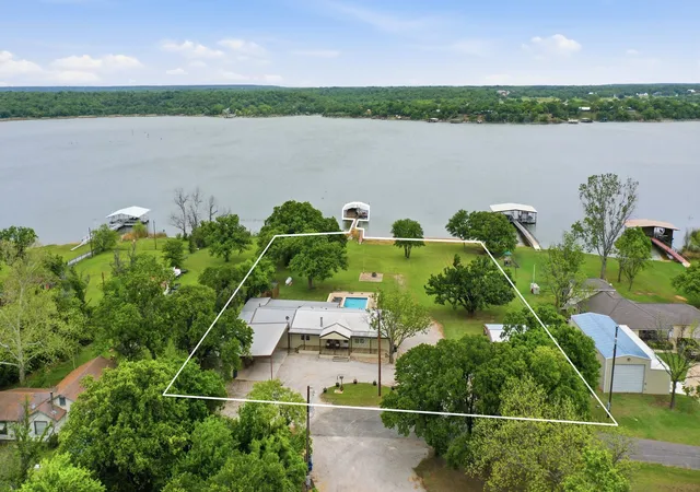 Photo 1 of Sale Pending at 925 County Road 237, Eastland, TX 76448 | MLS# 21242888 | Listing updated on 2026-10-06