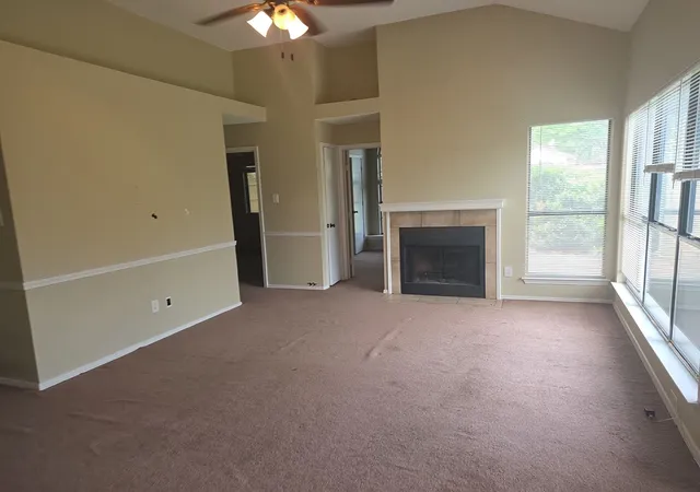 Photo 4 of Sale Pending at 7821 Bordeaux Ln, Rowlett, TX 75089 | MLS# 21243387 | Listing updated on 2026-08-17