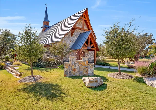 Homes for sale in Graford, TX | 2033 Harbor Way, Graford, TX 76449 | Houzeo