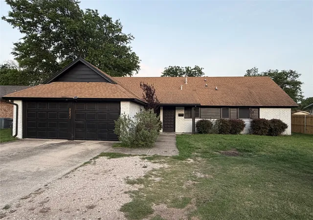 Photo 3 of Single family home for sale at 5821 Mccart Ave, Fort Worth, TX 76133 | MLS# 21243445 | Listing updated on 2026-07-08