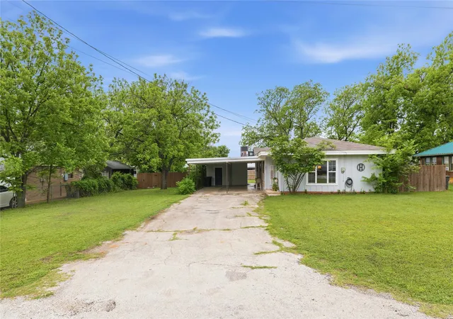 Homes for sale in Early, TX | 107 Lucas Dr, Early, TX 76802 | MLS# 21243558