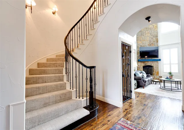 Photo 2 of Single family home for sale at 7757 Bella Milano Dr, Fort Worth, TX 76126 | MLS# 21243592 | Listing updated on 2026-09-19
