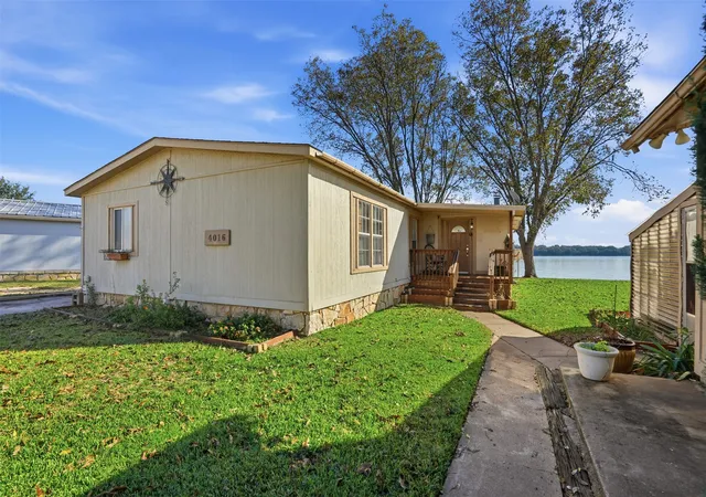 Photo 3 of Manufactured home for sale at 4016 Linda Ct, Granbury, TX 76048 | MLS# 21206386 | Listing updated on 2026-09-06