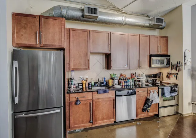 Condo for sale at 1122 Jackson St #214, Dallas, TX 75202 | MLS# 21241019 | Listing updated on 2026-09-17