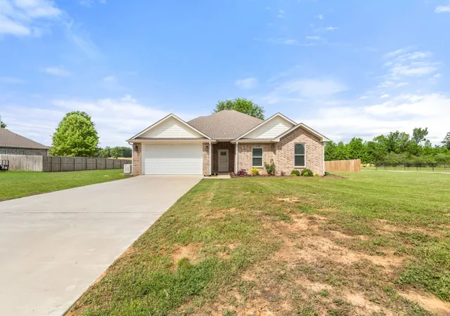 Homes for sale in Winona, TX | 16889 County Road 3224, Winona, TX 75792 | MLS# 21240495