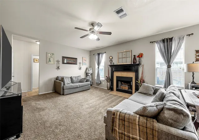 Photo 3 of Sale Pending at 6509 Tejas Dr, Woodway, TX 76712 | MLS# 21243786 | Listing updated on 2026-08-03