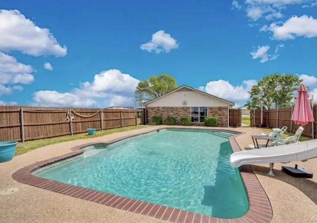 Photo 3 of Sale Pending at 430 Carter Rd, Italy, TX 76651 | MLS# 21195009 | Listing updated on 2026-07-16