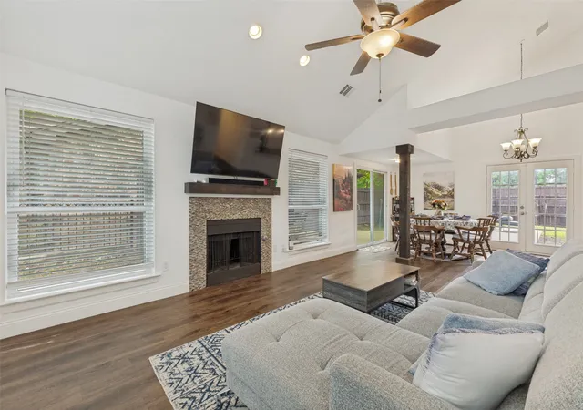 Homes for sale in Balch Springs, TX | 11814 Eloise Dr, Balch Springs, TX 75180 | MLS# 21243690