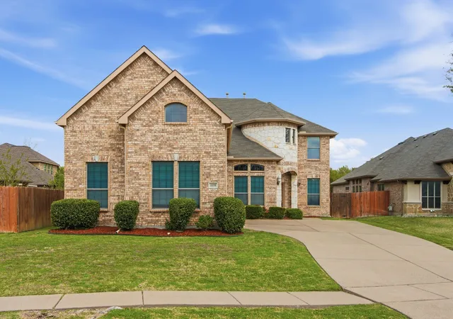 Photo 3 of Single family home for sale at 4808 Monarch Dr, Mesquite, TX 75181 | MLS# 21243867 | Listing updated on 2026-08-23