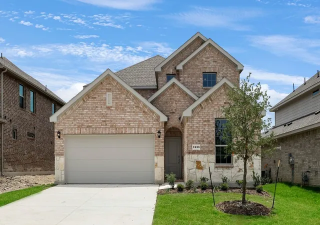 Photo 1 of Sale Pending at 9400 Gossamer St, Mc Kinney, TX 75071 | MLS# 21243951 | Listing updated on 2026-08-31