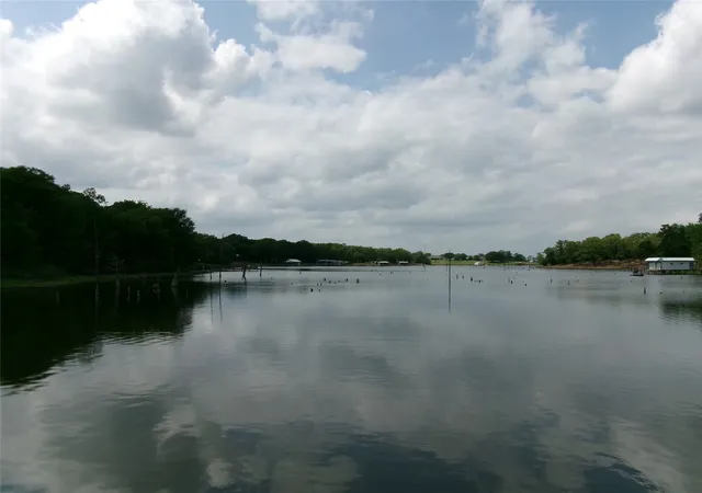 4th image of 430 Waterfront Row, Quitman, TX 75783 | MLS# 21239353