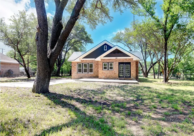 Homes for sale in Wortham, TX | 506 W San Saba St, Wortham, TX 76693 | MLS# 21243996