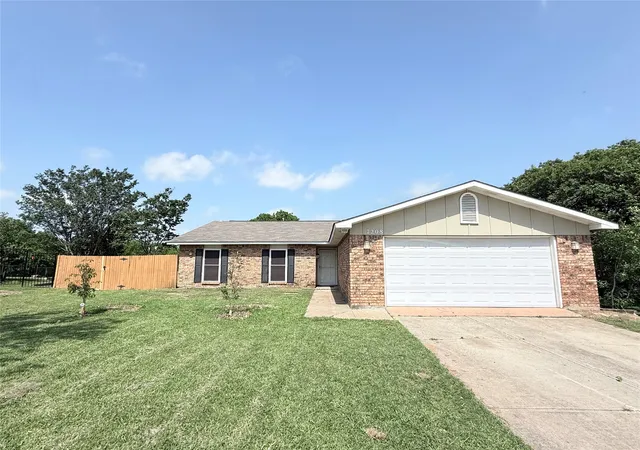 Homes for sale in The Colony, TX | 7208 Garrett Pl, The Colony, TX 75056 | MLS# 21244001