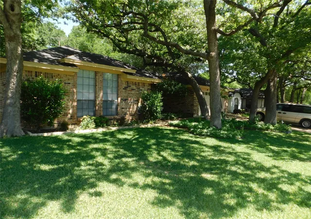 Photo 2 of Single family home for sale at 6749 Ridgewood Dr, North Richland Hills, TX 76182 | MLS# 21244009 | Listing updated on 2026-08-18