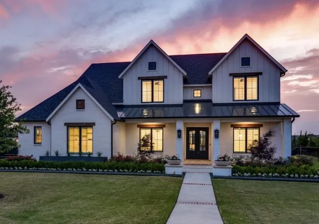 Photo 1 of Single family home for sale at 138 Stafford Dr, Rockwall, TX 75032 | MLS# 21244041 | Listing updated on 2026-08-22