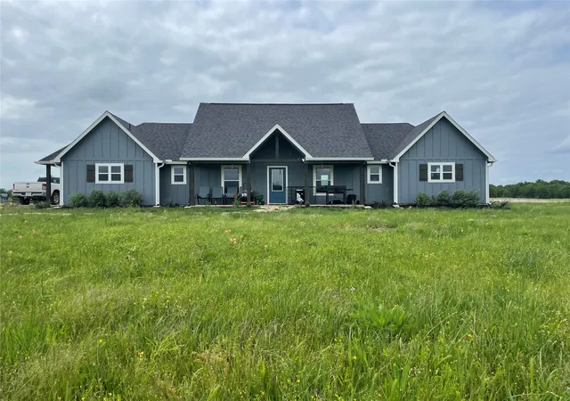 Photo 1 of Land for sale at 712 Vz County Road 3510, Wills Point, TX 75169 | MLS# 21244068 | Listing updated on 2026-08-20