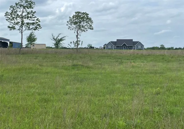 Photo 2 of Land for sale at 712 Vz County Road 3510, Wills Point, TX 75169 | MLS# 21244068 | Listing updated on 2026-08-20