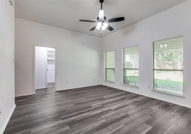 Photo 1 of Single family home for sale at 741 Oak Park Dr, Azle, TX 76020 | MLS# 21244078 | Listing updated on 2026-09-28