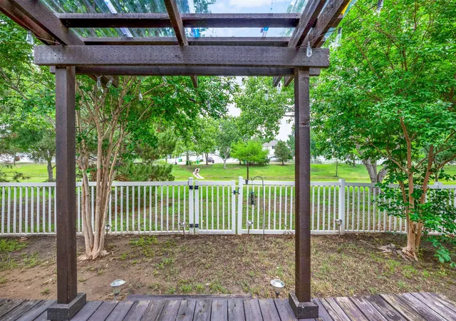 Homes for sale in Savannah, TX | 1208 Sea Pines Dr, Savannah, TX 76227 | MLS# 21244119