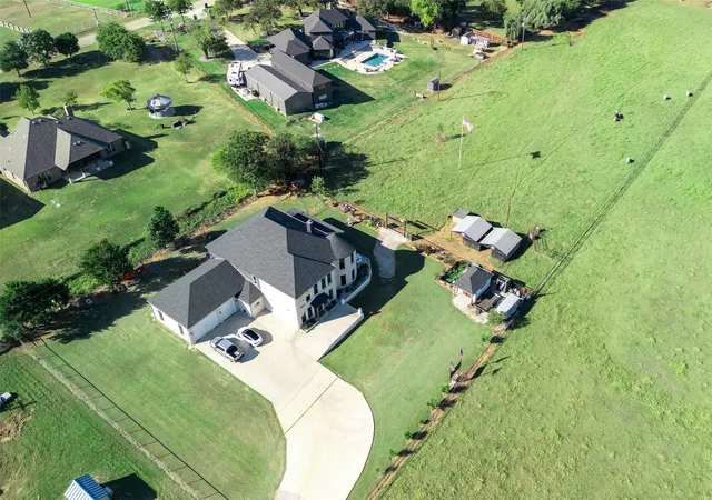 Photo 2 of Mansion for sale at 2630 Rock Hill Rd, Aubrey, TX 76227 | MLS# 21244217 | Listing updated on 2026-09-04