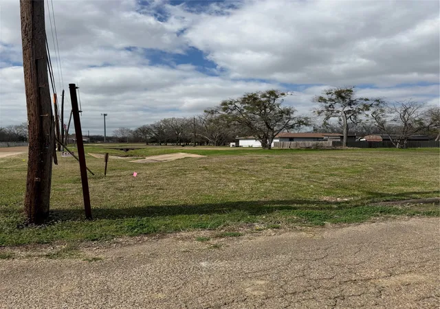 Photo 3 of Land for sale at 102 Johnson St, Commerce, TX 75428 | MLS# 21242501 | Listing updated on 2026-07-15