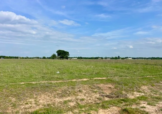 Photo 1 of Land for sale at Tbd Pr 5463, Mexia, TX 76667 | MLS# 21243010 | Listing updated on 2026-08-24