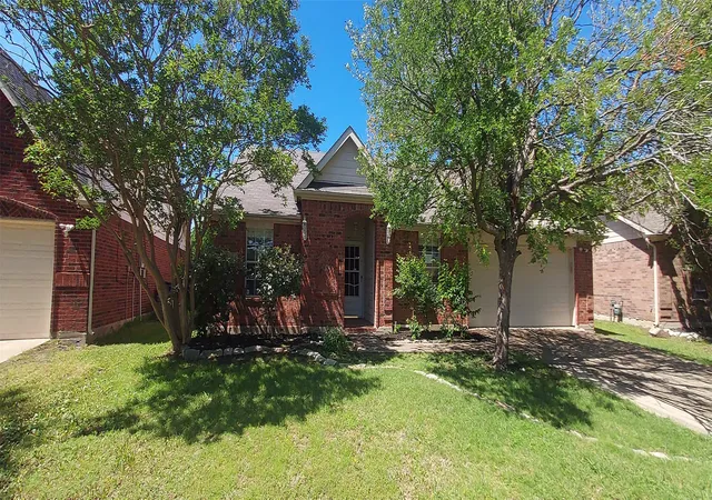Single family home for sale at 1011 Bainbridge Ln, Forney, TX 75126 | MLS# 21243746