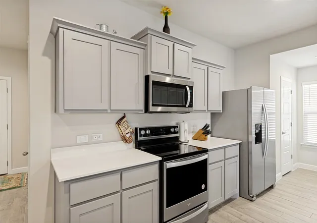 Photo 4 of Single family home for sale at 737 Trinity Park Trl, Alvarado, TX 76009 | MLS# 21244334 | Listing updated on 2026-08-31