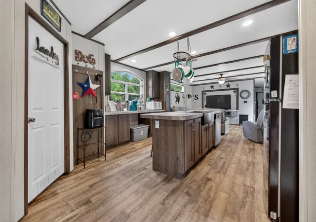 Homes for sale in Chandler, TX | 21760 Shady Trail Rd, Chandler, TX 75758 | MLS# 21236094