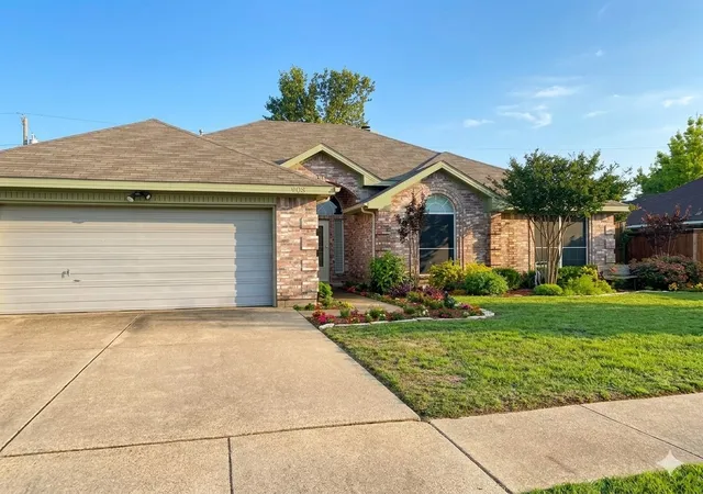 Homes for sale in Cedar Hill, TX | 908 Busby Dr, Cedar Hill, TX 75104 | MLS# 21244354