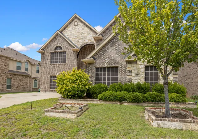 Homes for sale in Red Oak, TX | 129 Quail Run Rd, Red Oak, TX 75154 | MLS# 21242838