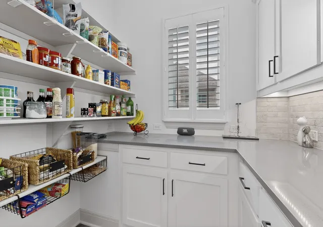 Photo 4 of Single family home for sale at 200 W Shetland Ln, Justin, TX 76247 | MLS# 21244118 | Listing updated on 2026-07-16