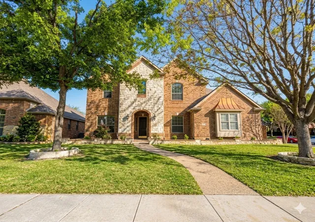 Photo 2 of Single family home for sale at 15031 Woodbluff Dr, Frisco, TX 75035 | MLS# 21215479 | Listing updated on 2026-09-29