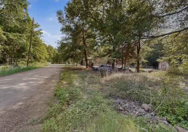 Homes for sale in Mabank, TX | 101 Garner Dr, Mabank, TX 75156 | MLS# 21242309