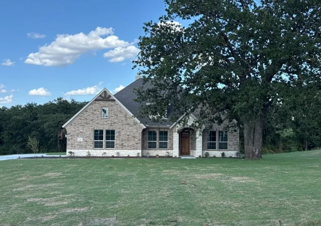 Homes for sale in Springtown, TX | 132 Oak Grove Wy, Springtown, TX 76082 | MLS# 21244559
