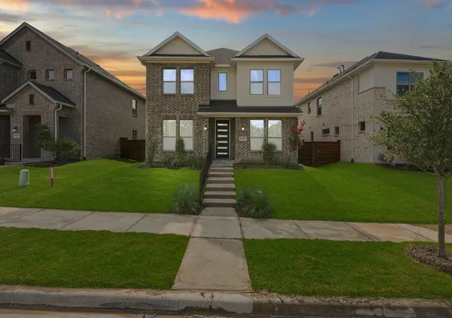 Photo 1 of Single family home for sale at 1628 Peridot Pkwy, Mesquite, TX 75181 | MLS# 21244567 | Listing updated on 2026-10-31