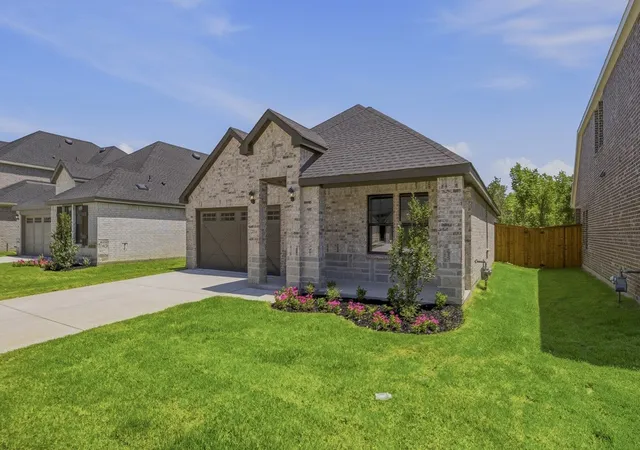 Photo 3 of Single family home for sale at 2014 Serene Springs Rd, Celina, TX 75009 | MLS# 21244740 | Listing updated on 2026-08-19