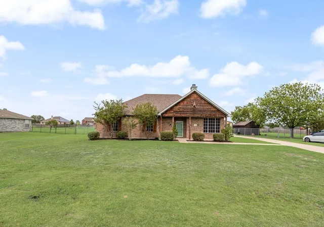 Homes for sale in Fate, TX | 109 Haley Dr, Fate, TX 75189 | MLS# 21244793