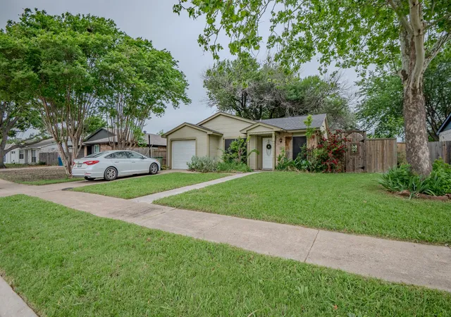 Homes for sale in The Colony, TX | 4220 Malone Ave, The Colony, TX 75056 | MLS# 21242863
