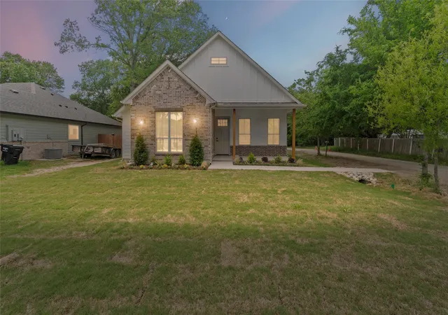 Photo 1 of Sale Pending at 717 Hemlock Dr, Quinlan, TX 75474 | MLS# 21244998 | Listing updated on 2026-07-21