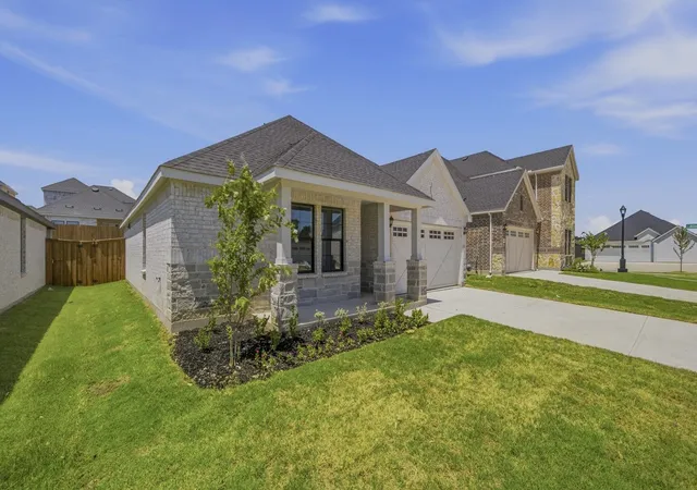 Photo 1 of Single family home for sale at 2031 Serene Springs Rd, Celina, TX 75009 | MLS# 21245049 | Listing updated on 2026-08-19